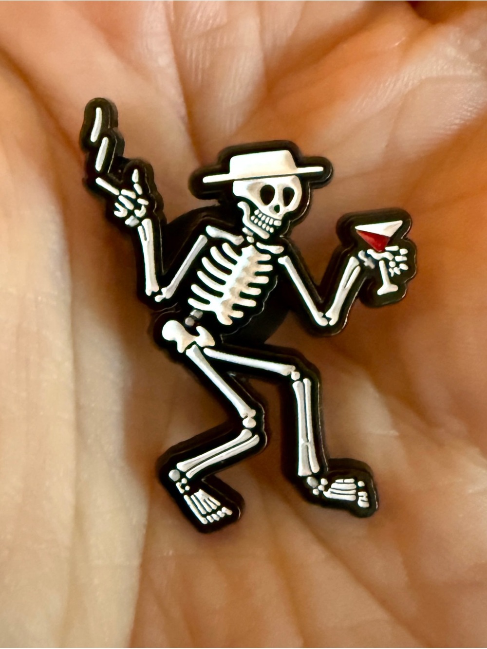 Social Distortion (band) Skeleton Enamel Metal Lapel Pin Badge New Punk